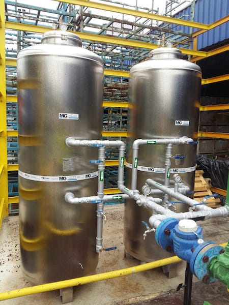 Filtro de Água Industrial para Tenneco - Mogi Mirim-SP - 02 Depuradores / Filtro de Carvão em Inox com Vazão 10m3/h