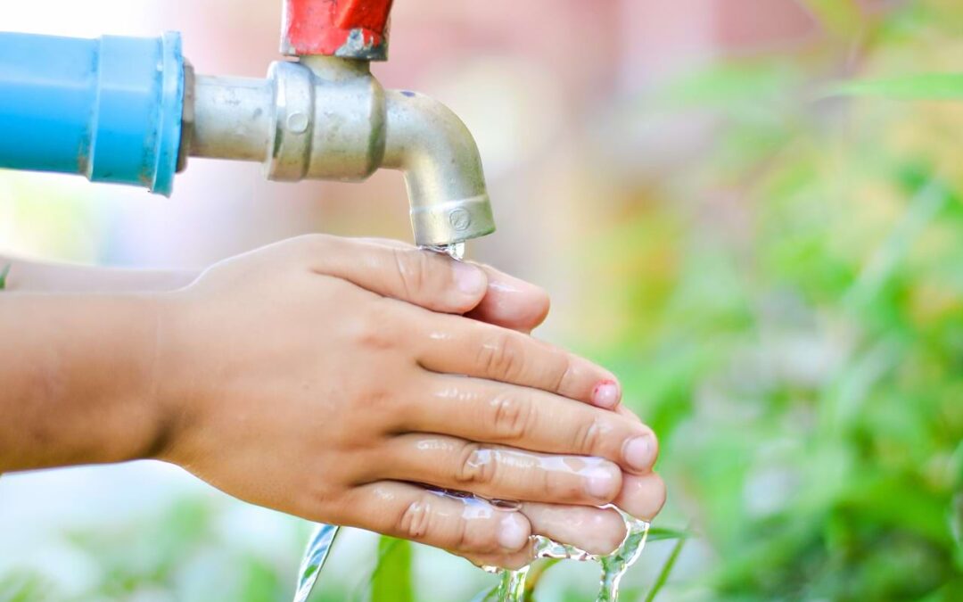 O Ranking do Saneamento é um levantamento anual - baseado nos dados do Sistema Nacional de Informações sobre Saneamento (SNIS) - e reúne informações sobre a oferta de serviços de água e esgoto nas 100 maiores cidades do Brasil.
